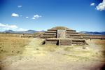 Pyramid, Teotihuacan, CBMV05P08_16