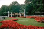 Buckingham Palace Gardens, 1950s, CEEV01P14_13.2039