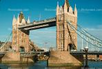Tower Bridge, London, River Thames, CEEV05P04_06.0934