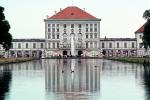 Pond, lake, water fountain, Nymphenburg castle, Schlo? Nymphenberg, Munich, CEGV01P07_18