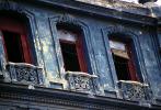 old windows, Old Havana building, sidewalk, CICV01P06_11