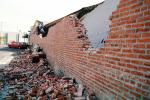 Brick Wall, Northridge Earthquake Jan 1994, Building Collapse, DAEV03P13_03