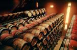 wine barrels, Oak Aging barrels, Wood, Wooden Barrels, Fermenting Tanks, FAWV01P01_07