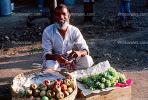 Grapes, Apples, Smiling Man, vendor, fruit, Male, Mumbai, FGAV01P02_16