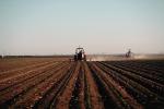 Fields, tractor, mechanization, dust, fertilizer, tank, Dirt, soil, FMNV02P12_19.0949