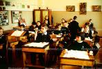 Classroom, Teacher teaching in Classroom, Moscow, 1971, 1970s, KEDV04P10_13