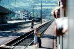 Innsbruck, Trainstop, Mother, Son, Train Station, tracks, PBTV01P14_01