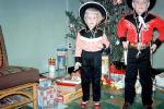 Cowgirl, Cowboy, Brother, Sister, Christmas Day, Hats, Guns, Jeans, Siblings, 1950s, PFLV10P06_19
