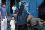 Woman in a Berka, Dharavi Slum India, POVV01P10_08