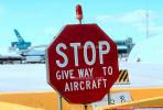 STOP, give way to aircraft, TAAV03P10_01.1694