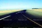 Runway, stripes (SFO), TAAV10P09_10