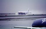 N370AA, Boeing 767-323ER, (SFO), rain, inclement weather, wet, landing, CF6, 767-300 series, TAFV14P04_06