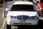 Lincoln Limo head-on, Stretch Limousine, VCCV05P03_13