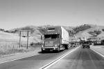 Altamont Pass, Semi-trailer truck, Semi, VCTV06P04_02BW